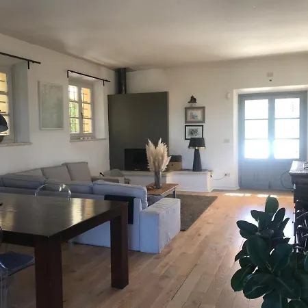 Tuscan Farmhouse Santa Luce